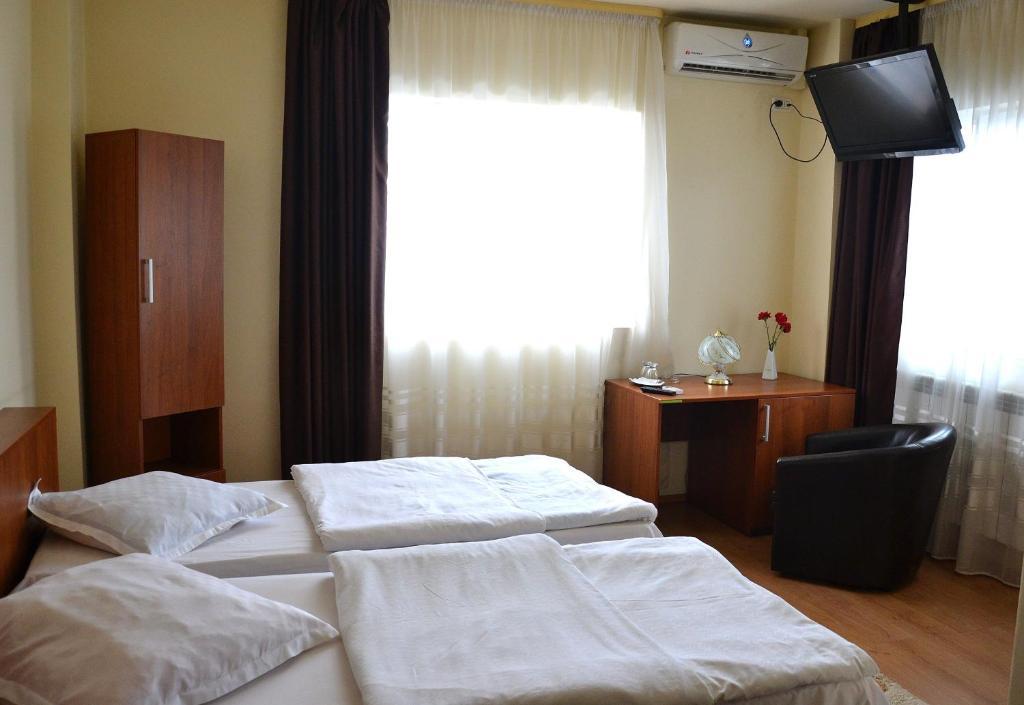 Hostel Tropical Drobeta Turnu Severin Eksteriør billede